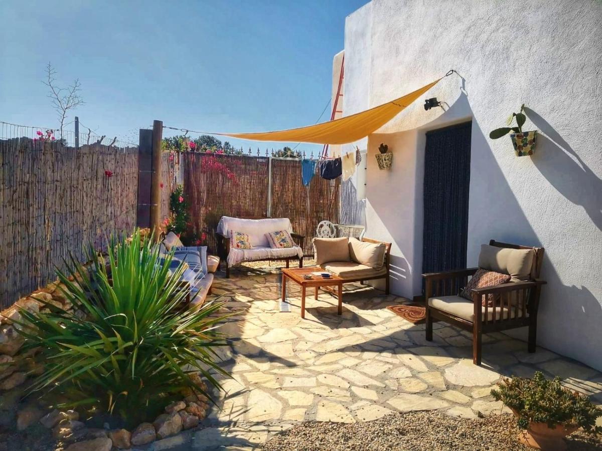 Cortijo La Ciclona Apartment Fernan Perez Exterior photo
